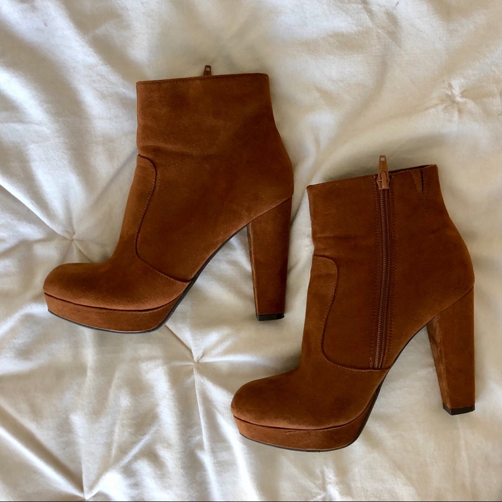 Suade high heel booties - Picture 3 of 3